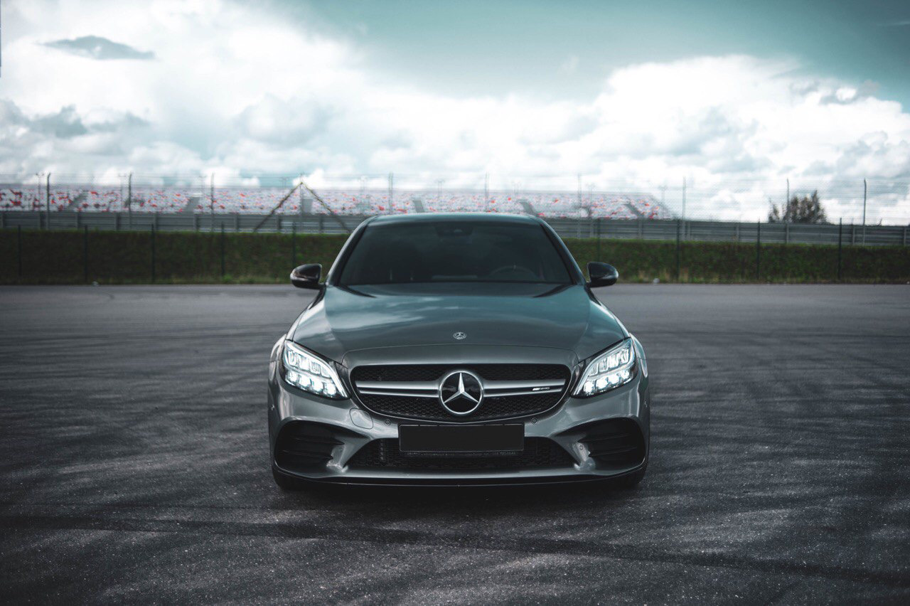 Компактный и технологичный хэтчбек Mercedes A 220